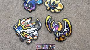 Sprites De Perle Perler A La Main Avec Cosmog Alain Cosmoem Solgaleo Et Lunala Ils Peuvent Soit Etre Pokemon Bead Pokemon Perler Beads Perler Bead Art