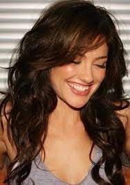 The best part is that layered haircuts and hairstyles will always be fashionable and flattering. 21 Wavy Hairstyles For Medium Length Hair Feed Inspiration Long Brunette Hair Long Wavy Hair Hair Styles
