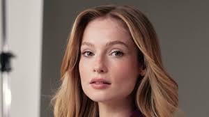 Hannah Dodd, 'Bridgerton' Star, Signs With Sugar23