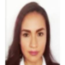 Elizabeth Retana's Instagram, Twitter & Facebook