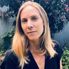 How Creative Expression and Art Promote Healing, Foster Hope, and Empower  Patients