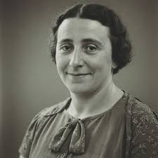 Edith Steiner, a Jewish woman who survived the Holocaust, and John Mackay,  the Scottish Soldier that saved her. They were married July 17th, 1946. ❤️ 