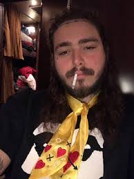 Carly Gee's Instagram, Twitter & Facebook