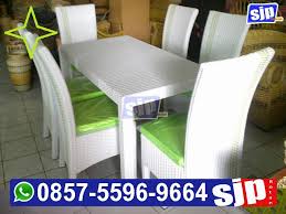 Membahas mengenai interior, selain desain ruangan yang perlu diperhatikan. Harga Kursi Meja Makan Murah Harga Kursi Meja Makan Mewah Harga Kursi Meja Makan Modern