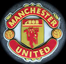 Ganache all the way for chocolate cakes from now on, not a happy bunny!! Edible Manchester United Cake Topper Fondant Manchester United Cake Manchester United Cake And Cupcake Stand