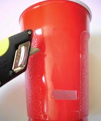 How do you make a speaker out of a cup? Amp Up Your Cell Phone S Sound System With A Plastic Cup Macgyverisms Wonderhowto