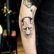 Blackwork Hannya Mask Tattooed By Chloe Artist Silveranttattoo Hannya Mask Tattoo Oni Tattoo Hannya Mask Tattoo Design