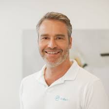 Dr. med. dent. Jan Peter Bach