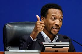 Broward Superintendent Vickie Cartwright won't leave yet