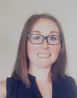 Étudiantes diplômées: Caroline Faust et Sandra Azar