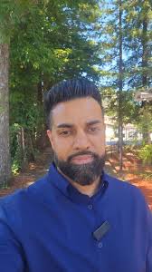 Momma & mini ready to go to the Gurdawara ❤️🙏🏻 Always so thankful to God  for all the blessings and love ✨