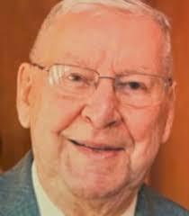 Jeannette Burr's Instagram, Twitter & Facebook