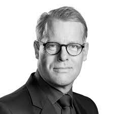 Karl Holst's Instagram, Twitter & Facebook