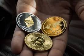 Penerbitan cryptocurrency juga tidak dimonopoli bank sentral, dan transaksinya tanpa potongan biaya. Sebelum Pajaki Mata Uang Kripto Pemerintah Diminta Perjelas Dulu Posisi Bitcoin Dkk Halaman All Kompas Com