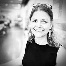 Hand made wire sculpture and jewellery