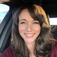 Donna Shell's Instagram, Twitter & Facebook