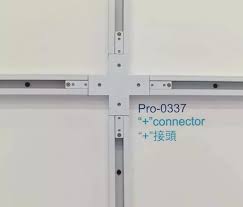 Preise für die besten track rail cable lighting systems angebote für durchschnittlich €245.44. These Methods About How To Install Track Lighting Systems Commercial Led Track Lighting Led Track Light Led Trunking System Led Trunking System