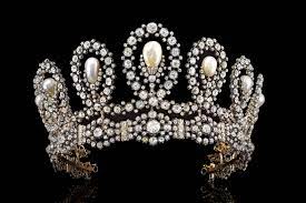 A tiara is a jeweled, ornamental crown traditionally worn by women. Try On This 1 Million Tiara That Once Belonged To The Italian Royal Family Before It Sells At Sotheby S Tatler