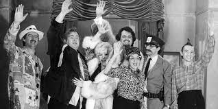 Sctv merupakan stasiun televisi swasta kedua di indonesia. What Is Sctv Sctv Cast Members Will Reunite For Martin Scorsese Netflix Documentary