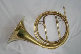 Mungkin anda mengenal yang satu ini, yaitu saksofon. 8 Alat Musik Tiup Dari Bahan Kayu Dan Logam Penjelasan Lezgetreal