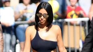 Check spelling or type a new query. Schwestern Beef Kourtney Und Kim Kardashian Streiten Bei Twitter Weiter