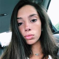 Aubrey Lawrence (@aubsthelaw)