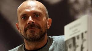 Caro Max, sei un ingrato". "Cara prof, non vi ho mai offeso"