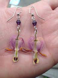 Bleeding Heart Pressed Earrings Etsy Etsy Earrings Bleeding Heart Flower Amethyst Beads
