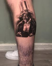 Ik las vandaag in de prive dat andre hazes' vrouw, schoonouders en kinderen (van 11 en 12!) op 30 juni (de verjaardag van andre) een tattoo hebben laten zetten met de as van andre erin verwerkt. Facebook