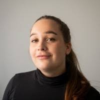 Samantha Lampe's Instagram, Twitter & Facebook