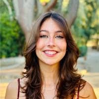 Sarah Eldridge's Instagram, Twitter & Facebook