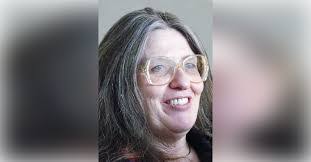 Elizabeth Fehr's Instagram, Twitter & Facebook