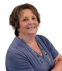 Michelle Maroney's Instagram, Twitter & Facebook