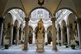 Our deep industry experience allows us to effectively utilize your space with. Florenz Via Cavour Palazzo Medici Riccardi Innenhof Mit Dem Orpheus Von Baccio Bandinelli Courtyard Filippo Brunelleschi Palazzo Florence Italy