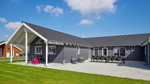 Die lage ist ruhig und es sind nur wenige schritten an den badestrand an der schlei. Schlei Aktivitatshaus An Der Schleimundung Swimmingpool Und Aktivitatsraum