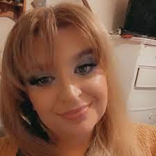 Chantel Mills's Instagram, Twitter & Facebook