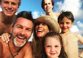 El misterio sobre la desaparición de la hija de albano y romina power hace 27 años. Como Ha Crecido Diana Bolocco Y Cristian Sanchez Celebran Cumpleanos De Su Hija Gracia