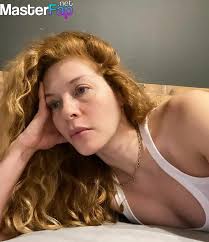 Rachelle lefevre tits