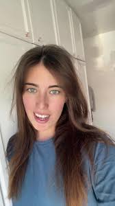 Anni Martin (@annimartin4)