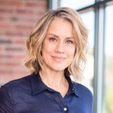 Shannon Wigginton's Instagram, Twitter & Facebook