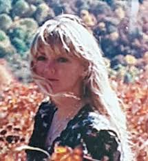 Dramatic Rescue: Stories of Crossing Over By A Hospice Nurse: Field, Diane:  9781078178471: Amazon.com: Books