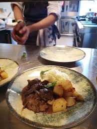 Ne mărim echipa din suceava și angajăm personal pentru următoarele posturi disponibile: Ajutor De BucÄtar Pentru O SÄptÄmanÄ In Sfantu Gheorghe Dor