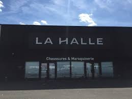Seine Et Marne A Montereau La Halle Ferme A Son Tour Sur La Zac De La Sucrerie La Republique De Seine Et Marne