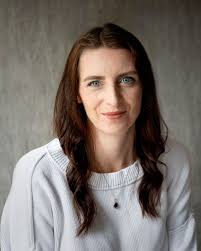 Andrea Daly's Instagram, Twitter & Facebook