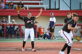Jun 20, 2021 · o'toole, 47, had been sitting on a bench outside a coffee shop in mayfair on june 10 when he began vomiting and sweating. Chicago Bandits Pitcher Danielle O Toole July 19 2019 Photo On Oursports Central