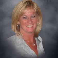 Kim Pedigo's Instagram, Twitter & Facebook