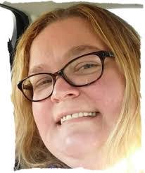 Darcy Knutson's Instagram, Twitter & Facebook