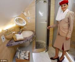 Just A Shower Away First Class Emirates Air Passengers Can Now Enjoy Five Minute Soak For 4 737 Emirates Airline International Airlines Emirates Cabin Crew