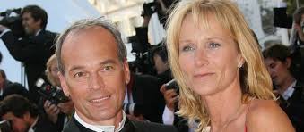 Ce 30 octobre, les téléspectateurs ont eu bien eu mal à reconnaître laurent baffie sur le plateau de l'émission on est en direct. Photos Baffie Laurent That Is His Wife Sandrine Gala The Siver Times