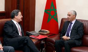 Il a commencé à dessiner vers l'âge de 2 ans et demi en reproduisant des dessins de son frère ainé. Le Matin Yves Rossier Le Maroc Un Exemple A Suivre